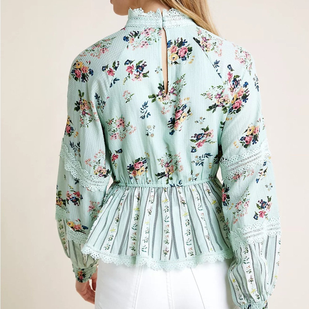 Hemant & Nandita Amour floral lace blouse - Picture 2 of 3